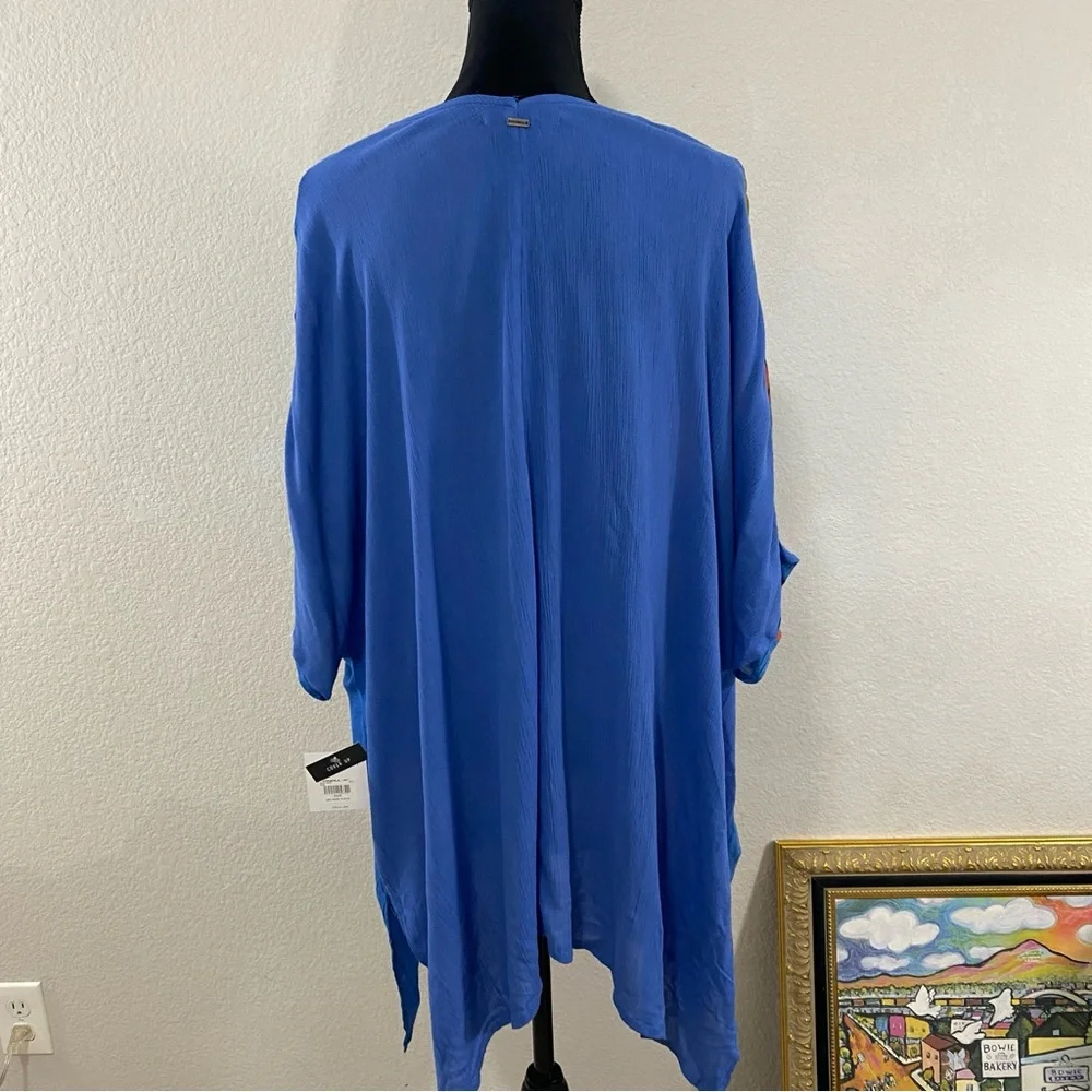 NWT O'Neill Blue‎ Coverup with Red Floral Design, MSRP $54